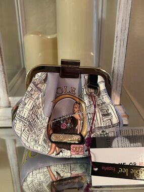 Nicole Lee Lilac Illustrated Frame Clasp coin purse